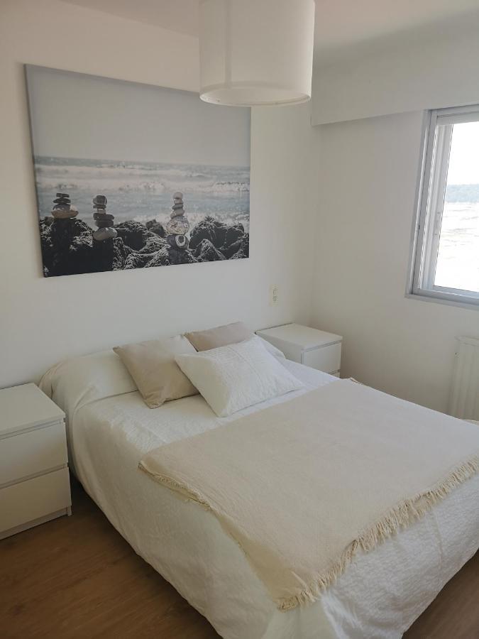 Precioso Apartamento En Primera Linea De Playa Vilagarcia de Arousa Exterior photo